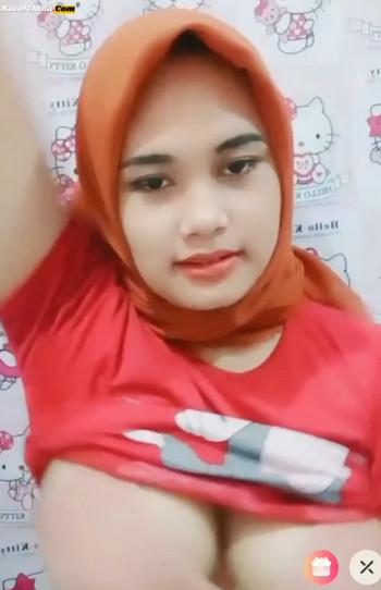 Hijab Merah Bogel Main TikTok